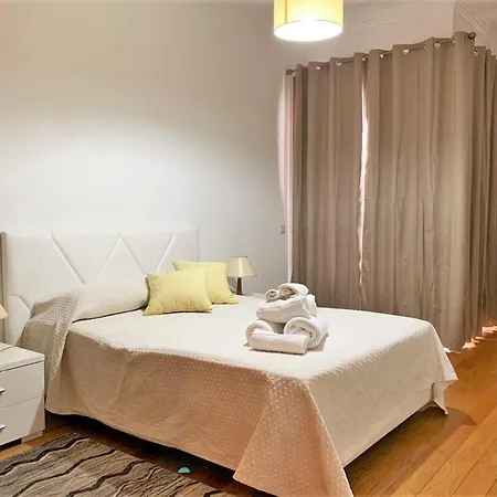 Miramar Monumental Apartment *